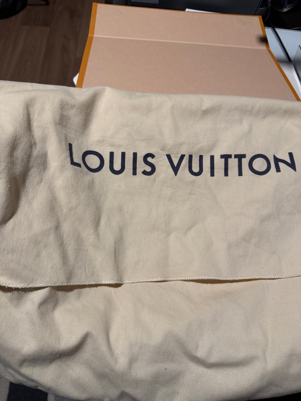 Louis Vuitton Pochette Métis crossbody purse - Picture 14 of 14